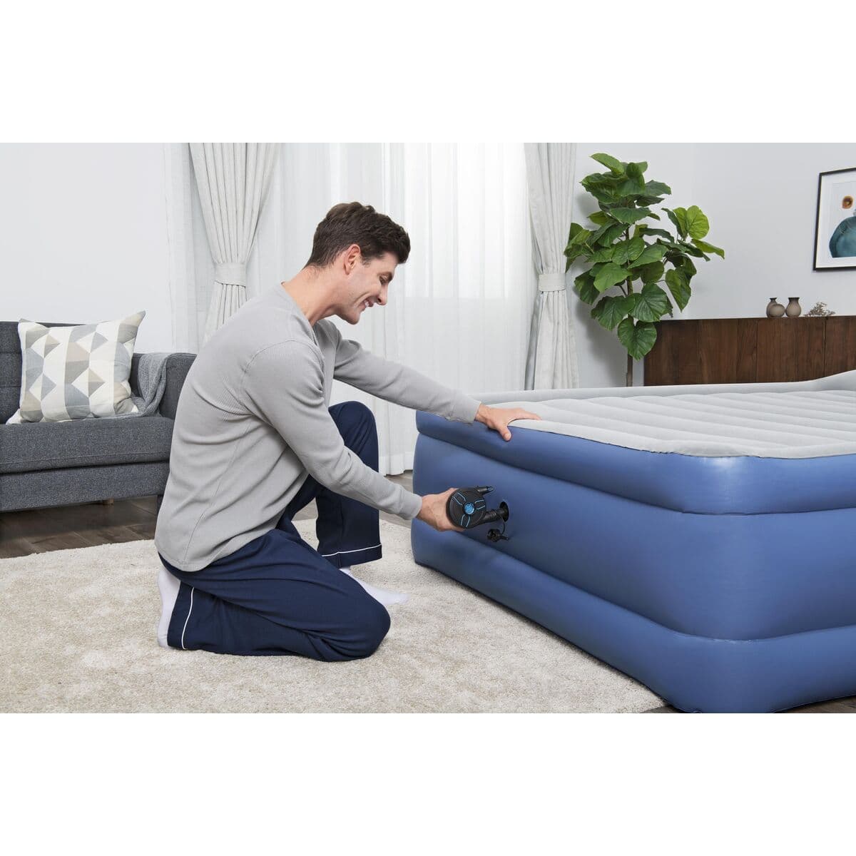 Bestway Elektrische Pumpe Wiederaufladbar 11,5x10,1x10,4 cm 565 L/min Camping 62260 - Thumbnail 3