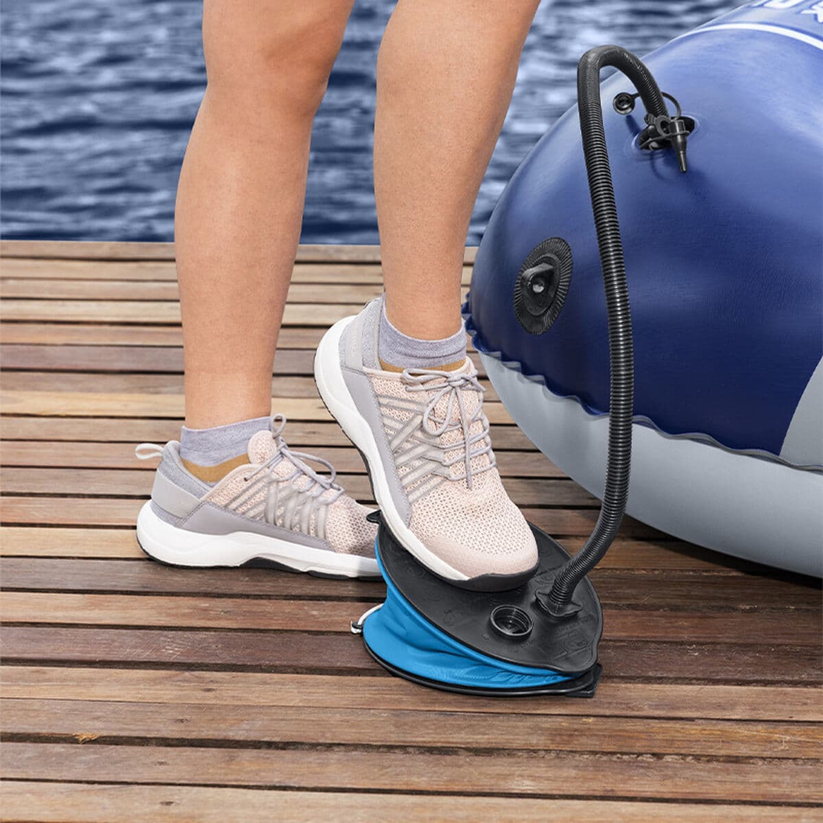 Bestway Fußpumpe 2L 23x15 cm Retractable Aufblasbar und Camping 62023 - Thumbnail 3