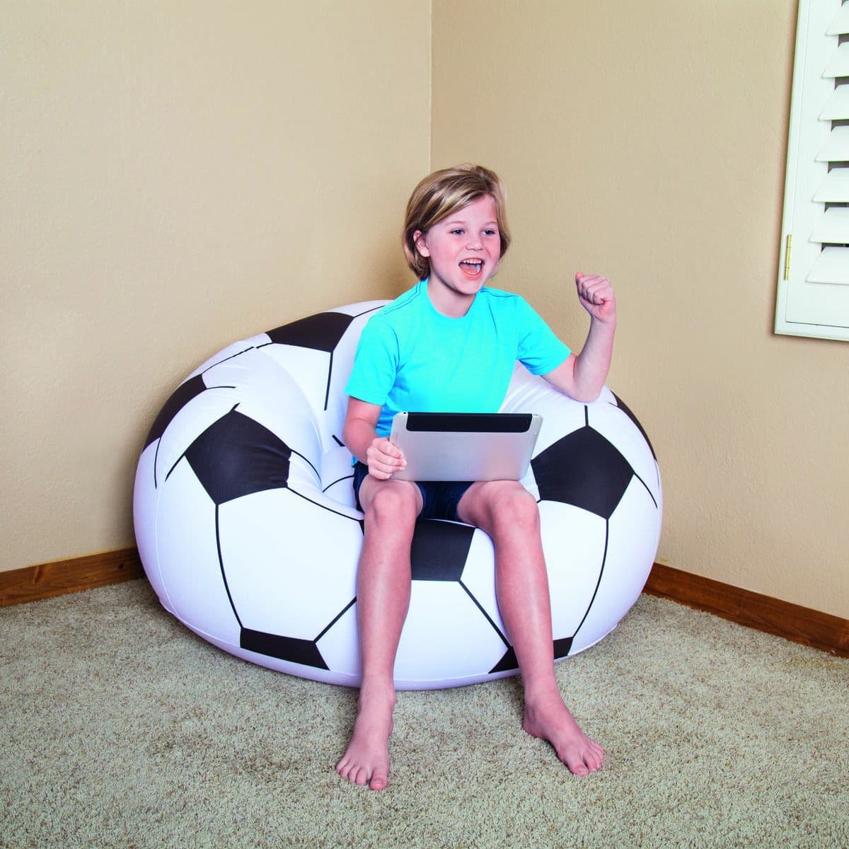 Bestway Riesiger Fußballsessel 114x112x66 cm +6 Jahre Innen- und Gartennutzung 75010 - Thumbnail 7