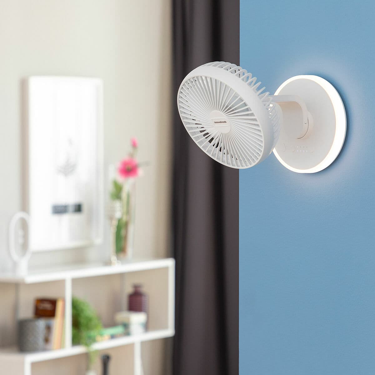 Tischventilator mit Akku und LED FanLed InnovaGoods Ø6,6'' 4000 mAh - Thumbnail 2
