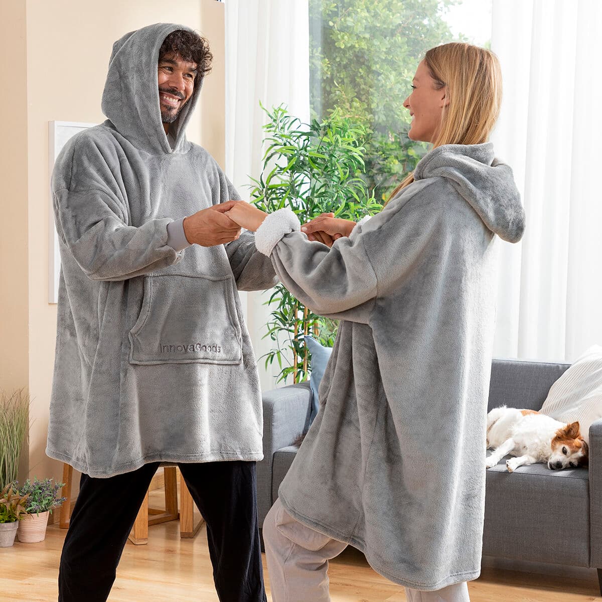 Übergroßes mit Fleece gefütterte Kapuzendecke Swug InnovaGoods - Thumbnail 2
