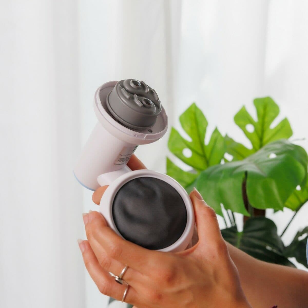 6 in 1 Wiederaufladbare Anti-Cellulite-Massagepistole CellyGun InnovaGoods - Thumbnail 3