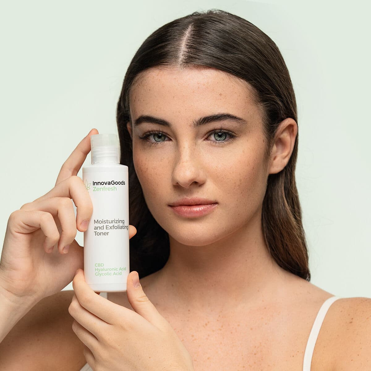 Feuchtigkeitsspendendes Gesichtswasser mit Peeling-Effekt CBD Zenfresh InnovaGoods 150 ml - Thumbnail 2