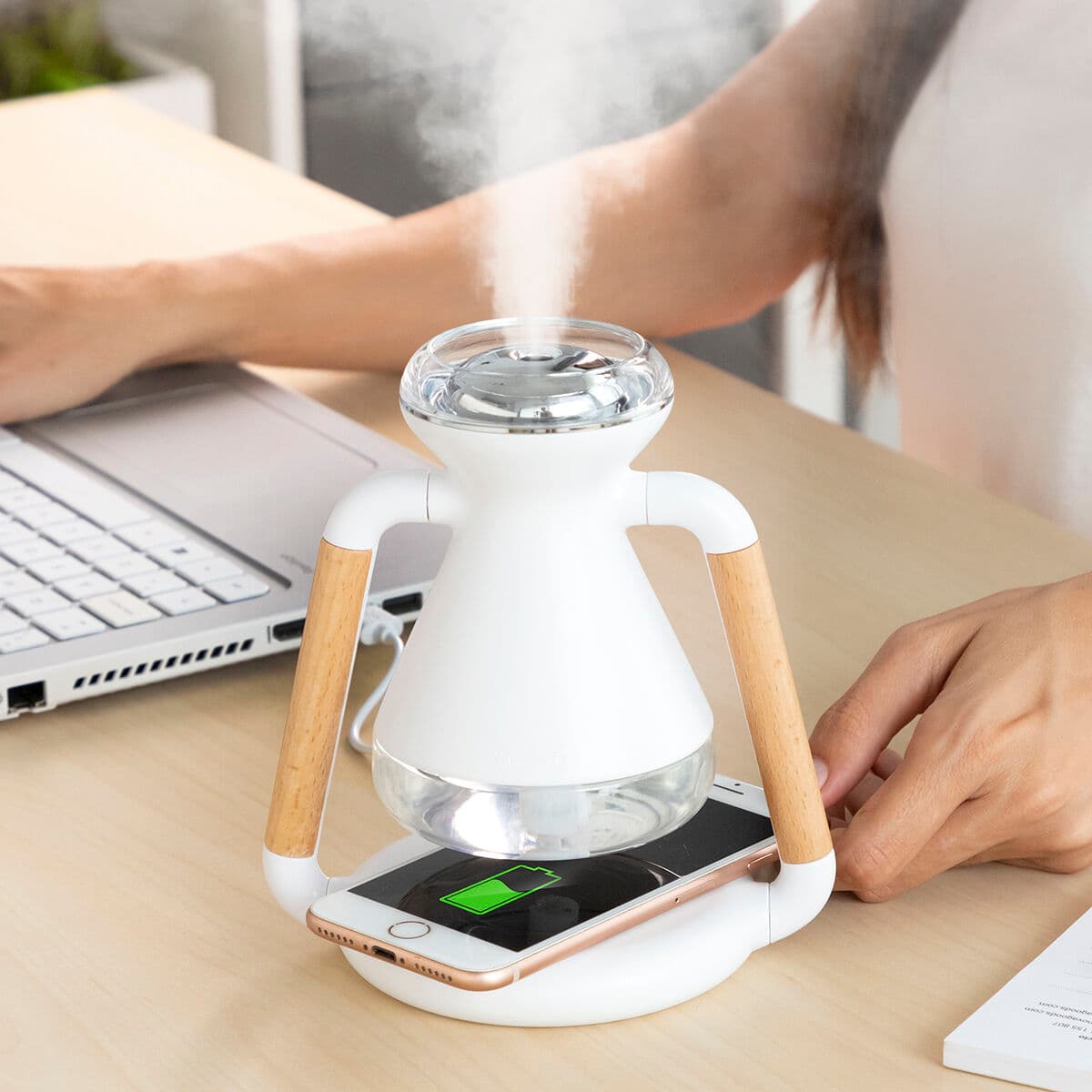 Luftbefeuchter, Aroma Diffuser und kabelloses Ladegerät, 3-in-1 Misvolt InnovaGoods — Bild 1