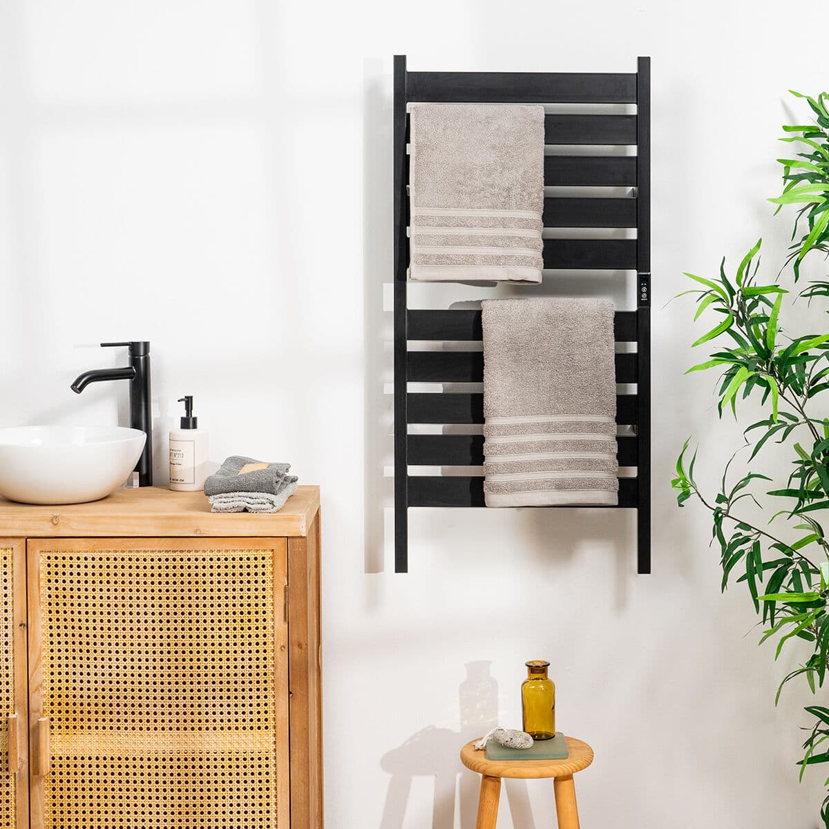 Elektrischer Handtuchwärmer als Standgerät oder zur Wandmontage Towarall InnovaGoods 10 Stangen — Bild 1